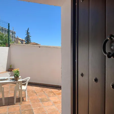 A Estrenar Preciosa Suite-centrico-con Jardin Y Porche Apartment